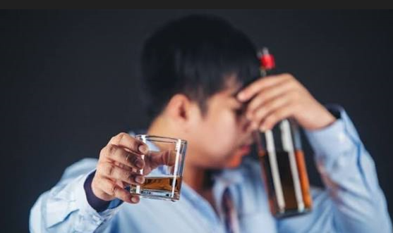 Drug Addiction Ke 10 Shuruaati Lakshan Jo Nazarandaz Nahi Karne Chahiye